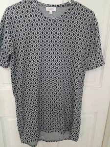 LulaRoe Classic Tee Size XS Preowned But Barely If Ever Worn Black And Gray - Picture 1 of 4