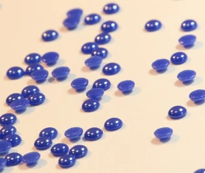 Hotfix Ceramic Stones SAPPHIRE 4mm zum aufbügeln Strass Halbperlen Blau - Picture 1 of 18