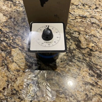 NOS Eagle Signal Controls HQ403S16A6  60 Second Industrial Reset Timer 314980 - Image 1 of 4