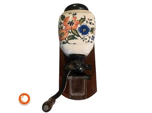 Antike Wandkaffeemühle Keramik floralen Mustern Mahlwerk Auffangschale - Bild 1 von 5
