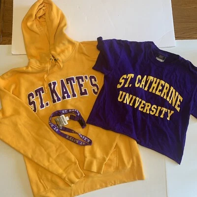 Sudadera con Capucha St. Kate's Talla Mediana Apliques Letras Crop Top Cordón Lote Uni Foto 1 de 4