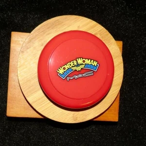 Mac Amazon Princess Satin Beauty Powder Highlighter Blush Wonder Woman LE Lim ED - Picture 1 of 3