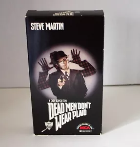 Dead Men Don't Wear Plaid Steve Martin VHS Comedy Universal 1982 PG - Imagen 1 de 5
