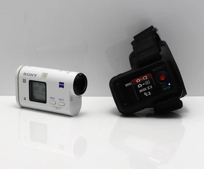 SONY ACTION CAM HDR-AS200V CAMCORDER SD CARD WI-FI HD & LIVE VIEW REMOTE - Image 1 of 3