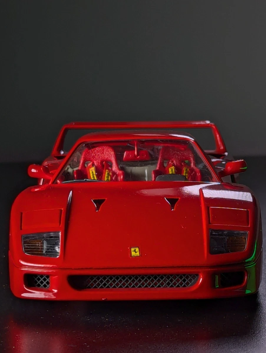 フェラーリF40 F50 1/18ジオラマセット　ポスター　LED　ブラーゴ Amazon | Bburago 1/18 Ferrari F40 (1987) Red ◇ Predecessor 288