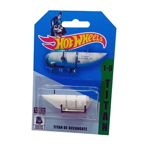 OceanGate Titan Figure Made carelessly Just Like the Original pls don´t submerge Cover