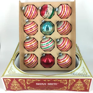 Vintage Box glänzend Brite Glas Süßigkeiten gestreift Weihnachtsschmuck Kugeln 2 1/4" - Bild 1 von 13