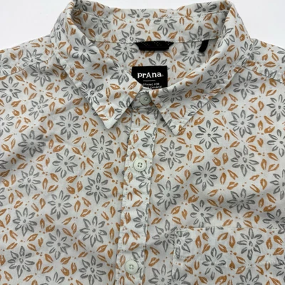 Prana Standard Fit Men's Short Sleeve Floral Button Up Small Cotton Blend - Image 1 of 4