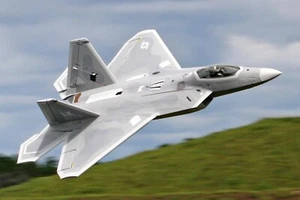 RC Airplane Aircraft Fighter Freewing F-22 Raptor High Performance 70mm EDF Jet - Picture 1 of 8