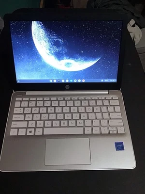 HP Stream 11 ak0020nr 4 GB Ram 32 GB eMMC - Image 1 of 4