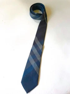Nice Tie!_Burberry London Men's Blue Shimmer Plaid Silk Tie_Made in Italy - Picture 1 of 4