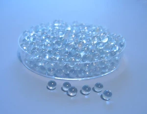 FLINT GLASS / SODA LIME BEADS 6 mm COLUMN PACKING 150 g - Picture 1 of 1