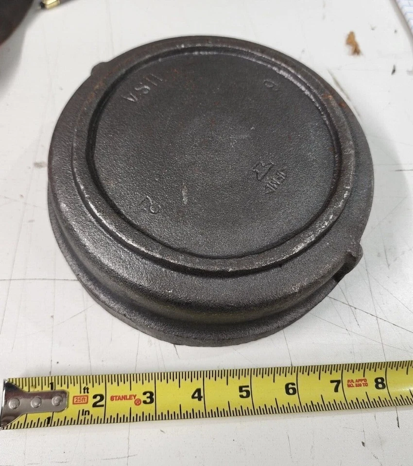 Anvil 6" Pipe Size Round Cap USA Malleable Iron FNPT Threaded Class 150 25CG56 - Image 1 of 3