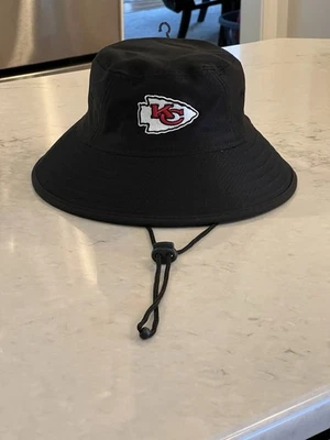 Kansas City Chiefs Sombrero Cubo Boonie Negro, Correa para Tirar del Cuello, Talla Pequeña/Mediana, NUEVO Foto 1 de 4