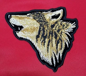 Heulender Wolf Aufbügeln Aufnähen bestickt Patch 4 1/2" x 5" - Bild 1 von 3