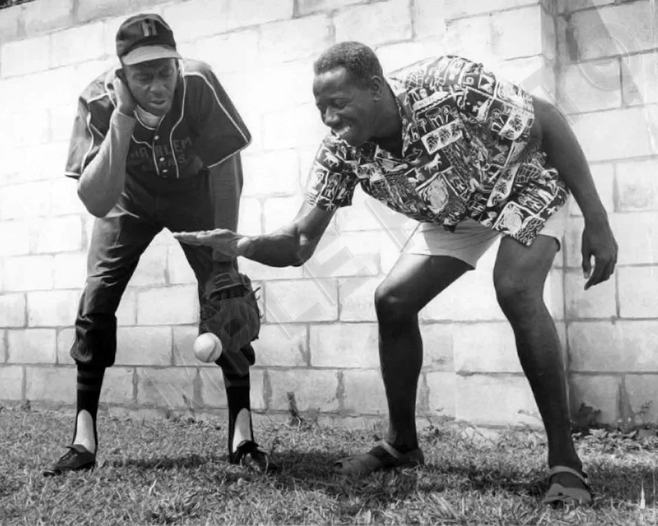 CARTERA PAIGE KANSAS CITY MONARCHS GOOSE TATUM HARLEM GLOBETROTTERS FOTO 8x10  Foto 1 de 1