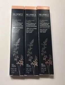 Salma Hayek Nuance Light 420 Naturally Luminous Concealer Lot 3 Flawless Finish - Picture 1 of 3