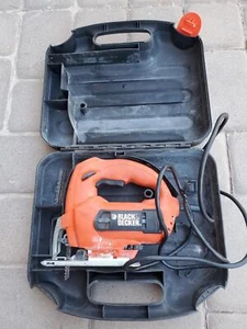 BLACK AND DECKER Jigsaw - JS500 IN CASE - Picture 1 of 6