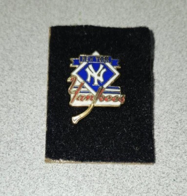 VINTAGE New York Yankees NY Logo Lapel  Enamel Pin Button Tac MLB Baseball EUC  - Image 1 of 4