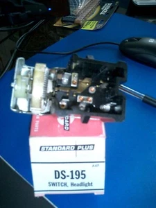 Standard Plus Headlamp Light Switch SW-1369 DS-195 - 1977-1979 - Picture 1 of 1
