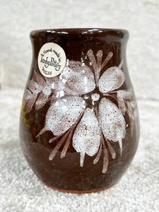 VINTAGE TENBY POTTERY VASE FLOWER PATTERN HAND MADE WALES - Picture 1 of 8