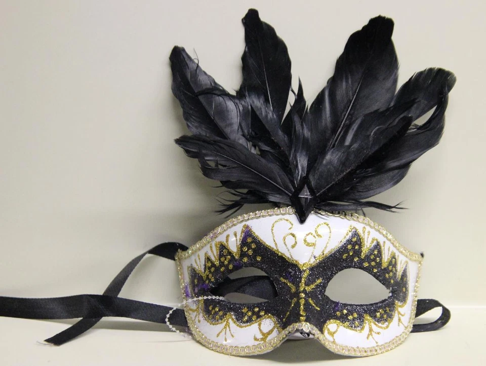 Máscara de Carnaval para Halloween o Celebraciones de Año Nuevo Foto 1 de 1