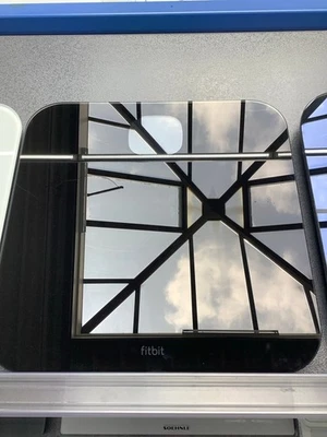 Fitbit Aria Air & Inspire HR Bundle schwarz Gebraucht 2#29703322 - Bild 1 von 4