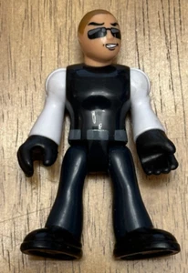 Fisher-Price Imaginext Police Officer - Picture 1 of 2