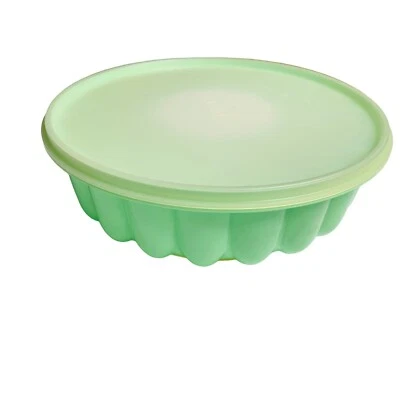 VTG Tupperware Jello Ring Mint Green Jell-O Mold With Lid 9" Party Cater Holiday - Image 1 of 4
