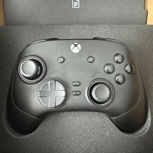Razer Wolverine V3 Tournament Edition Controller Black - Picture 1 of 9
