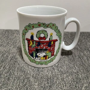 VTG Peanuts Merry Christmas 1965 Coffee Mug Cup Snoopy Woodstock Fireplace - Picture 1 of 5