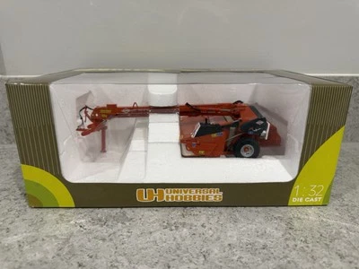 Universal Hobbies - Kuhn FC 303 GC Mower - UH2618 - 1:32 Scale - Mint/New - Image 1 of 4