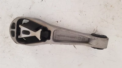 VOLVO V40 2.0 D2 4 CYL ENGINE MOUNT 31359644 31359638 2015-17 12-MONTH WARRANTY - Image 1 of 4