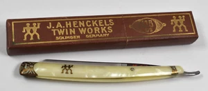 Vintage J A Henckels Twin Works 415 Straight Shaving Razor with Original Box - Picture 1 of 10