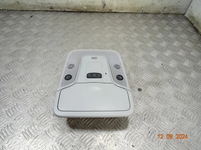 Toyota Prius Hybrid 2017 5 puertas escotilla 1,8 híbrido luz de techo interior *8618 Foto 1 de 4