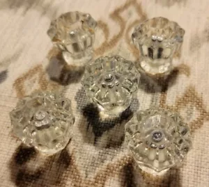 Vtg Lot Of 5 Clear Glass Knobs Drawer Pulls With Screws Classic - Picture 1 of 6