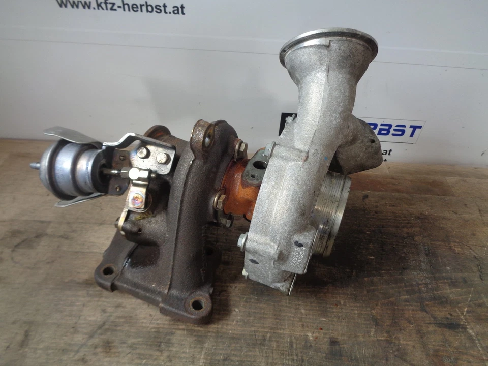 Volvo XC70 II P24 Turbolader 36002640 2.4 D5 158kW D5244T11 98695 - Bild 1 von 1