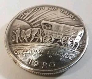 1926 Oregon Trail Half Dollar Coin Concho Replica Wagon/ Native 1.25" Screwback - Picture 1 of 10