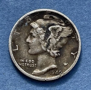 United States 1940 Mercury Dime Silver Coin – XF Extra Fine - Picture 1 of 2