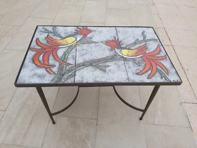 TABLE BASSE COMBAT DE COQS SIGNEE  - Photo 1/4