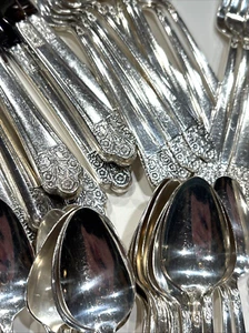 Lot Of 73 ROGERS De Luxe Plate Silverware PRECIOUS "Original Rogers" Service 12 - Picture 1 of 15