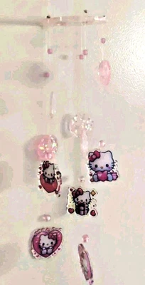 Carillón de viento Hello Kitty ROSA brillante resina hecha a mano Foto 1 de 4
