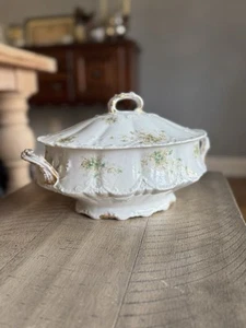 Theodore Haviland France Green Leaves Blue Flowers Gold Trim Tureen Covered - Picture 1 of 10
