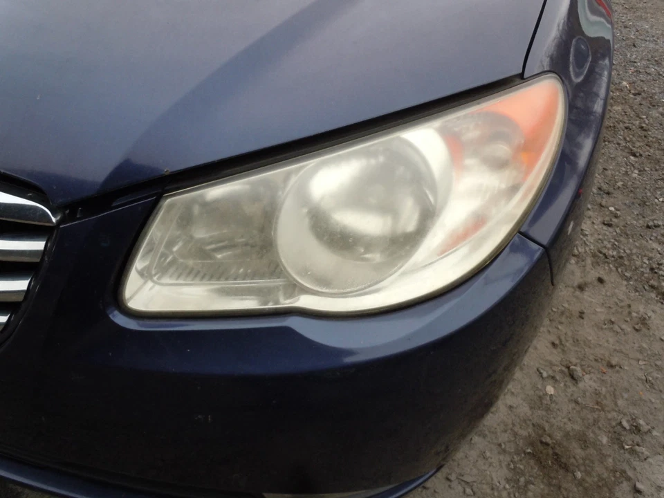 2007-2010 Hyundai Elantra Sedan Halogen Headlight Driver Left LH - Image 1 of 1