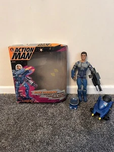 Action Man Space Commando Jet Pack Raketenwerfer verpackte Figur Hasbro 1993 - Bild 1 von 13