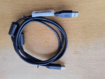 Kabel schwarz VW-1 80 Grad 30V E246588 FT1 USB 3.0 - Bild 1 von 3