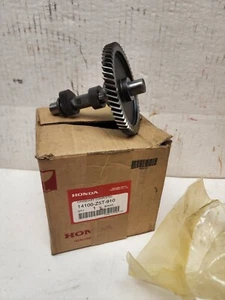 Honda 14100-Z5T-910 OEM Camshaft Fit Honda Generators and GX390 Engine - Picture 1 of 7