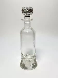 Stylish Clear Decanter with Sterling Silver Monogramed Stopper - Picture 1 of 14