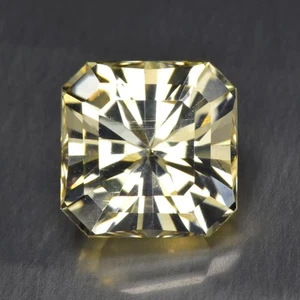 Corte radiante de 4,83 quilates _ Escapolita amarilla clara intermitente sin tratar de tanzanita - Imagen 1 de 1