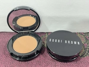 Bobbi Brown Bronzing Powder (Golden Light) .080z/2.5g Mini (2 Pack ) - Picture 1 of 3